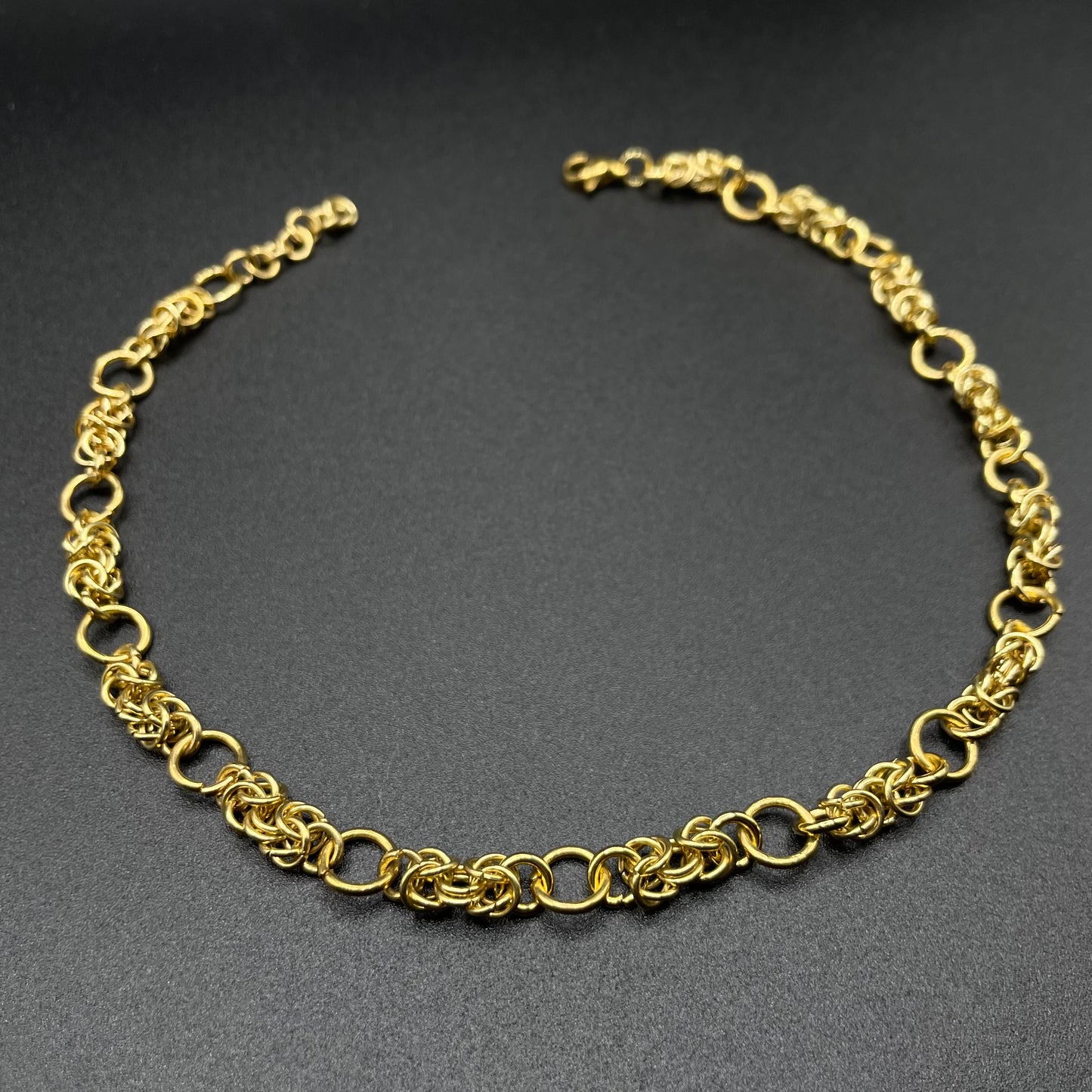 Clarabel Choker Gold