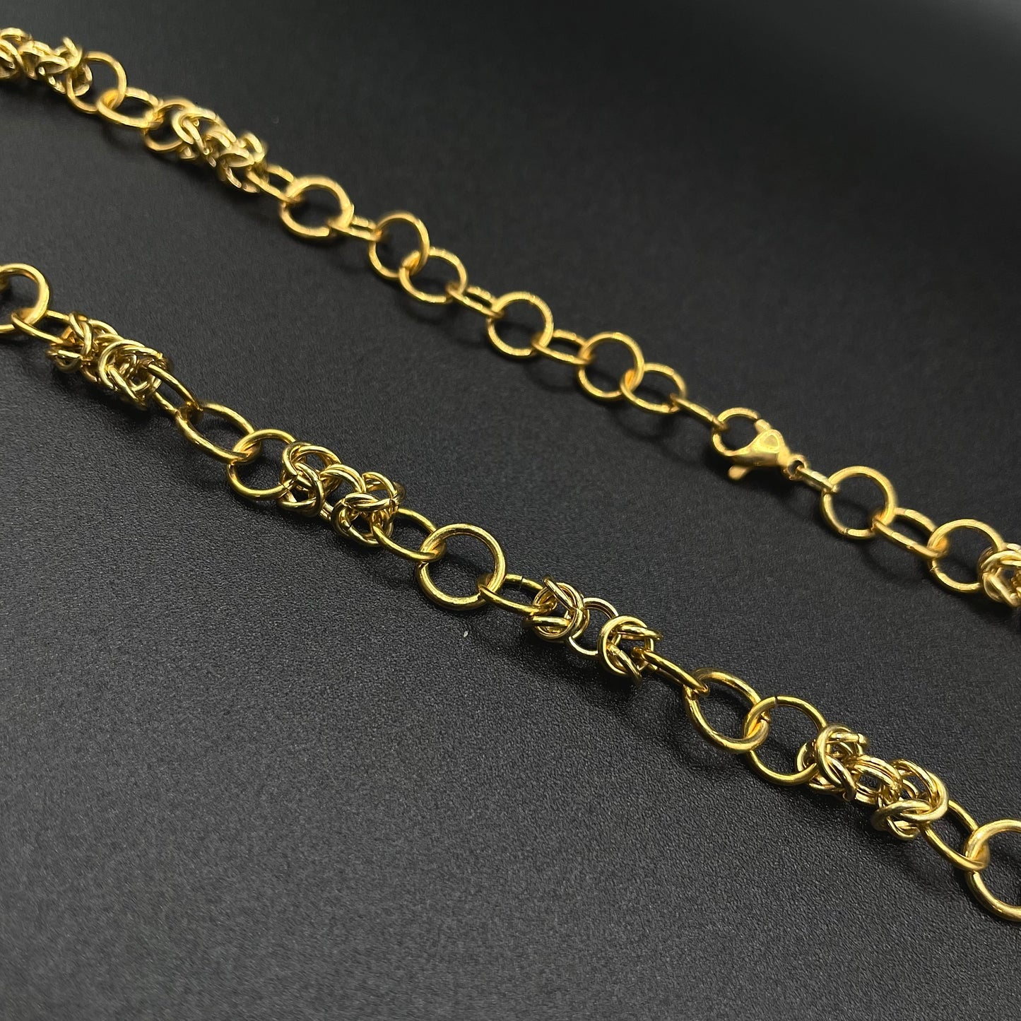 Clarabel Choker Gold